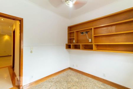 Quarto 1 de casa para alugar com 4 quartos, 110m² em Todos Os Santos, Rio de Janeiro