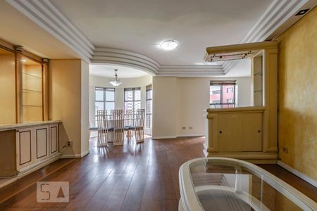 Sala de Estar de apartamento para alugar com 2 quartos, 136m² em Batel, Curitiba