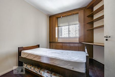 Dormitório 1 de apartamento para alugar com 2 quartos, 136m² em Batel, Curitiba