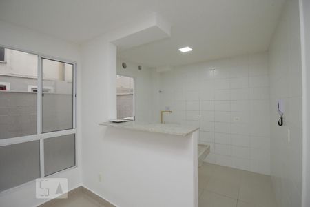 Cozinha de apartamento à venda com 2 quartos, 50m² em São José, Canoas