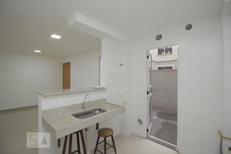 Cozinha de apartamento à venda com 2 quartos, 50m² em São José, Canoas