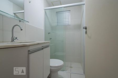 Banheiro 1 de apartamento para alugar com 2 quartos, 54m² em Santo Amaro, São Paulo