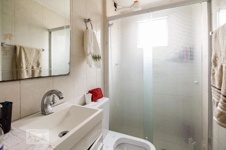 Banheiro  de apartamento à venda com 2 quartos, 60m² em Vila Invernada , São Paulo