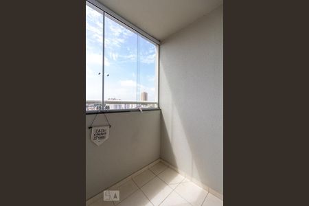 Sacada de apartamento à venda com 2 quartos, 57m² em Vila Butantã, São Paulo