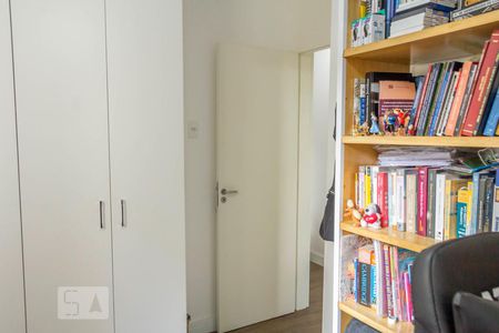 Quarto 2 de apartamento à venda com 2 quartos, 64m² em Vila Praia, São Paulo