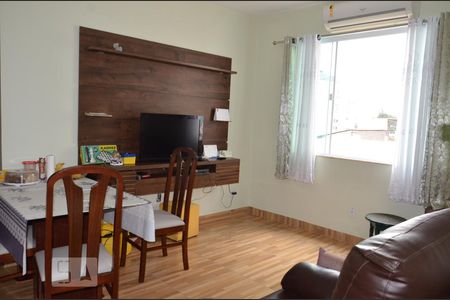 Apartamento à venda com 65m², 2 quartos e 1 vagaSALA