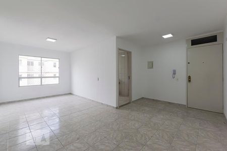 Sala de apartamento para alugar com 2 quartos, 61m² em Jardim Santa Emília, São Paulo