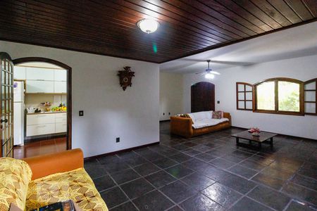 Sala de casa à venda com 3 quartos, 500m² em Vargem Grande, Rio de Janeiro