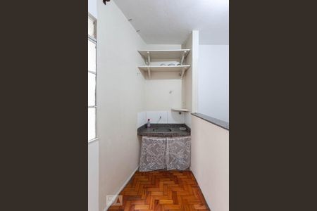 Cozinha de apartamento para alugar com 1 quarto, 60m² em Centro, Belo Horizonte