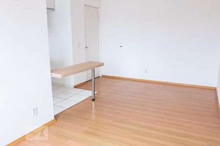 Sala de apartamento para alugar com 2 quartos, 64m² em Vila Satúrnia, Campinas