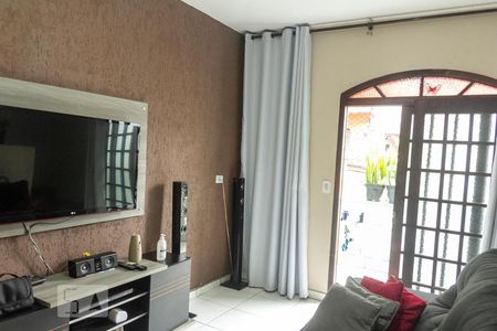 Sala de casa para alugar com 3 quartos, 200m² em Conceição, Diadema