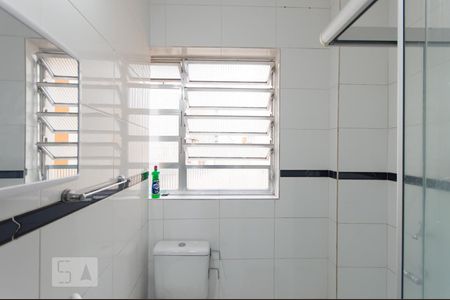 Banheiro de kitnet/studio à venda com 1 quarto, 39m² em República, São Paulo