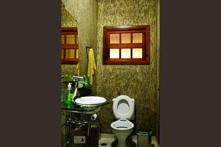 Casa à venda com 474m², 4 quartos e sem vaga Casa à venda com 474m², 4 quartos e sem vagaLavado