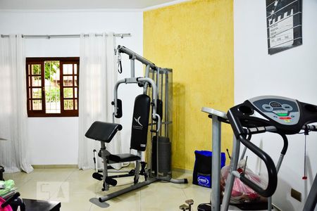 Casa à venda com 474m², 4 quartos e sem vaga Casa à venda com 474m², 4 quartos e sem vagaSala Academia