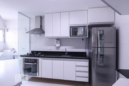 Cozinha de apartamento à venda com 1 quarto, 50m² em Vila Anglo Brasileira, São Paulo