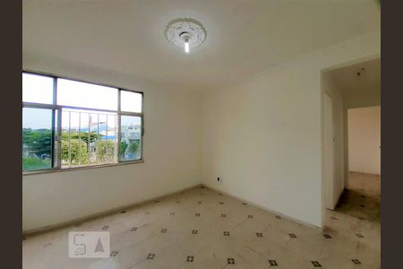 Sala de apartamento para alugar com 3 quartos, 65m² em Pilares, Rio de Janeiro