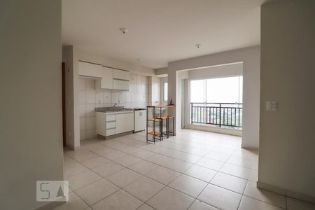 Sala de apartamento para alugar com 3 quartos, 70m² em Vila Rosa, Goiânia