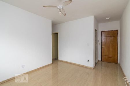 Sala de apartamento para alugar com 2 quartos, 75m² em Irajá, Rio de Janeiro