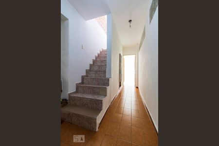 Detalhe Escada de casa à venda com 3 quartos, 207m² em Cidade Domitila, São Paulo