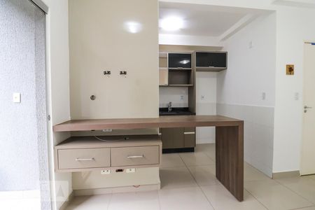 Sala de apartamento para alugar com 2 quartos, 46m² em Parque Oeste Industrial, Goiânia