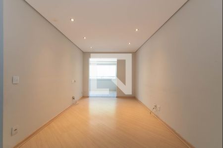 Sala de apartamento para alugar com 3 quartos, 90m² em Vila Firmiano Pinto, São Paulo