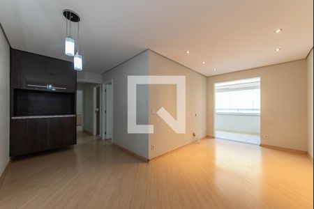 Sala de apartamento para alugar com 3 quartos, 90m² em Vila Firmiano Pinto, São Paulo