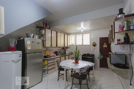 Cozinha (1º andar) de casa à venda com 5 quartos, 706m² em Pechincha, Rio de Janeiro