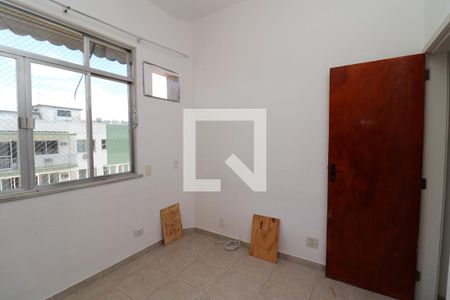 Quarto 1 de apartamento para alugar com 2 quartos, 75m² em Jardim Guanabara, Rio de Janeiro