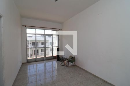 Sala de apartamento para alugar com 2 quartos, 75m² em Jardim Guanabara, Rio de Janeiro