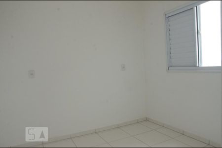 Quarto 2 de apartamento para alugar com 2 quartos, 54m² em Jardim Modelo, São Paulo