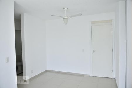 Sala de apartamento à venda com 2 quartos, 50m² em Jacarepaguá, Rio de Janeiro