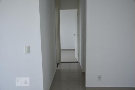 Corredor de apartamento à venda com 2 quartos, 50m² em Jacarepaguá, Rio de Janeiro