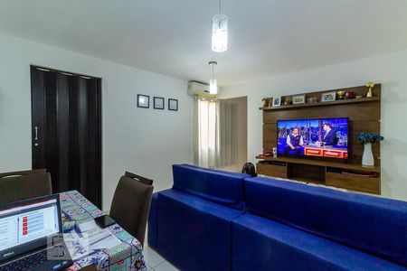 Sala de apartamento para alugar com 2 quartos, 51m² em Cascadura, Rio de Janeiro