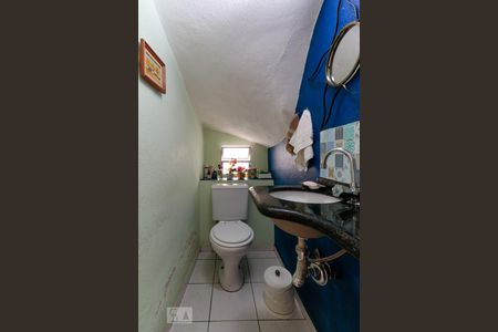 Lavabo de casa para alugar com 3 quartos, 180m² em Vila Madalena, São Paulo