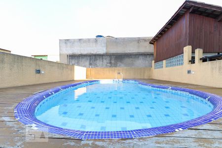 Apartamento à venda com 67m², 3 quartos e 1 vaga Apartamento à venda com 67m², 3 quartos e 1 vagaÁrea comum - Piscina