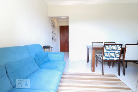 Sala de apartamento à venda com 3 quartos, 67m² em São Pedro, Osasco