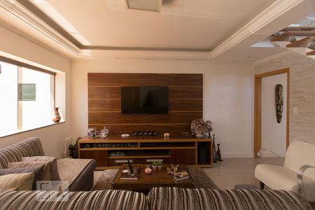 Sala de casa à venda com 3 quartos, 260m² em Engenheiro Goulart, São Paulo