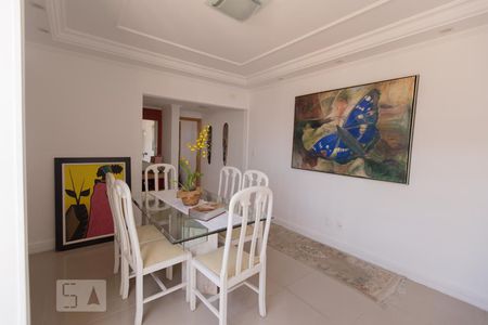 Sala de jantar de casa à venda com 3 quartos, 260m² em Engenheiro Goulart, São Paulo