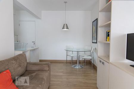 Sala de kitnet/studio para alugar com 1 quarto, 45m² em Bela Vista, São Paulo