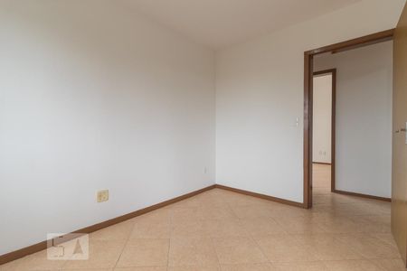 Dormitório 2 de apartamento para alugar com 2 quartos, 64m² em Vila Jardim, Porto Alegre