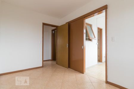 Dormitório 2 de apartamento para alugar com 2 quartos, 64m² em Vila Jardim, Porto Alegre