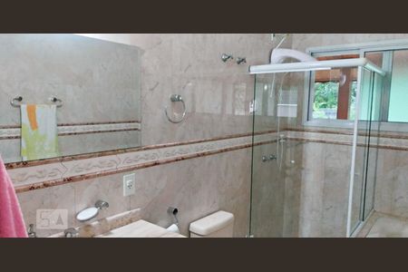 Casa de condomínio à venda com 402m², 4 quartos e 5 vagas