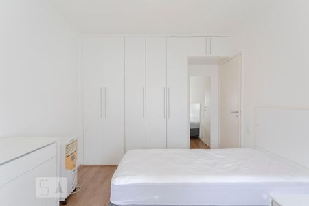 Quarto de apartamento para alugar com 2 quartos, 65m² em Consolação, São Paulo