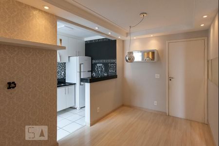 Sala de apartamento para alugar com 2 quartos, 50m² em Jardim Nova Europa, Campinas