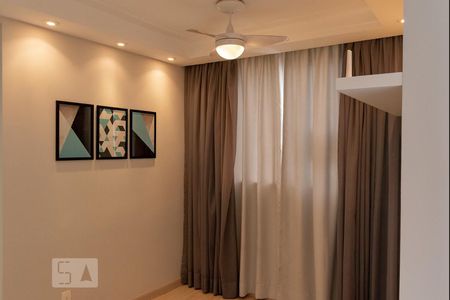 Sala de apartamento para alugar com 2 quartos, 50m² em Jardim Nova Europa, Campinas