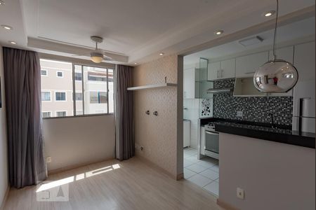 Sala de apartamento para alugar com 2 quartos, 50m² em Jardim Nova Europa, Campinas