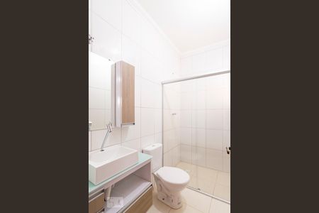 Banheiro Suíte 3 de casa para alugar com 3 quartos, 160m² em Jardim Stella, Santo André