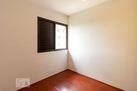 Quarto 1 de apartamento para alugar com 2 quartos, 98m² em Alphaville Industrial, Barueri