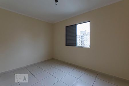 Quarto 1 de apartamento para alugar com 2 quartos, 62m² em Jardim Santa Emília, São Paulo