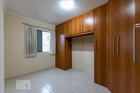 Quarto 2 de apartamento para alugar com 2 quartos, 62m² em Jardim Santa Emília, São Paulo